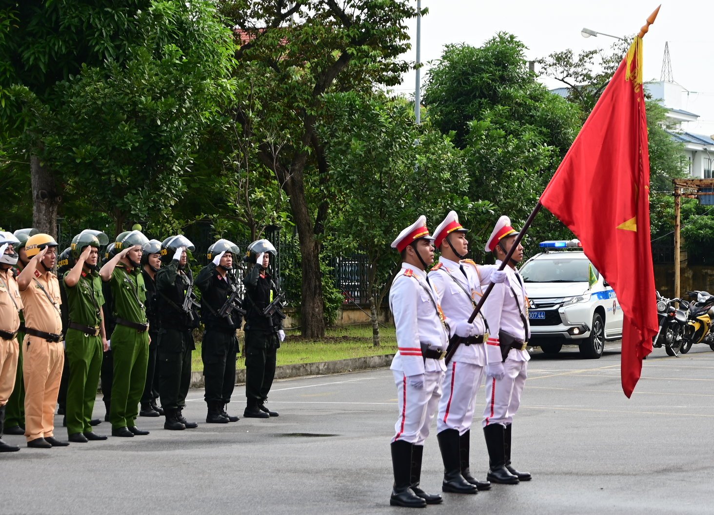 Thông báo tuyển chọn công dân vào Công an nhân dân